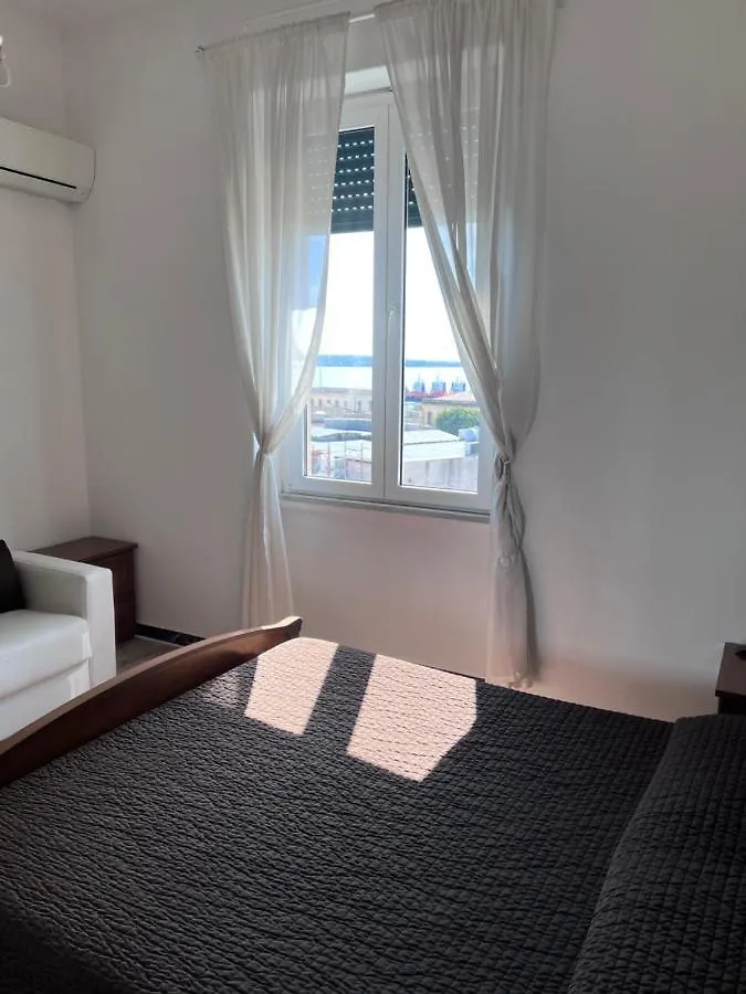 Marconi Sea View Apartments Syracuse