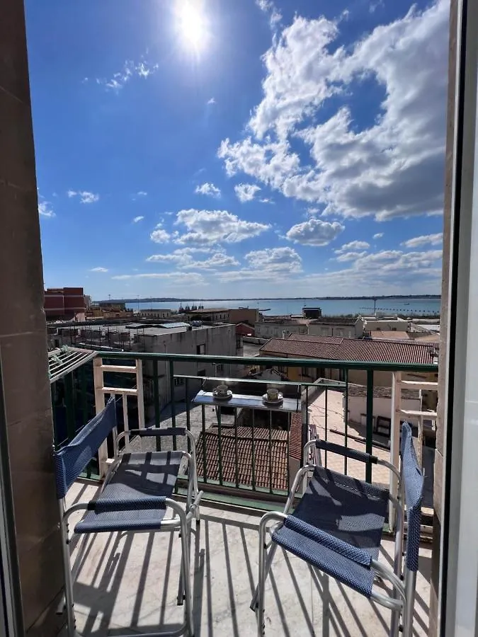 Marconi Sea View Apartments シラクーサ イタリア